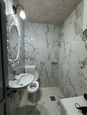 Lux Apartment Oasis